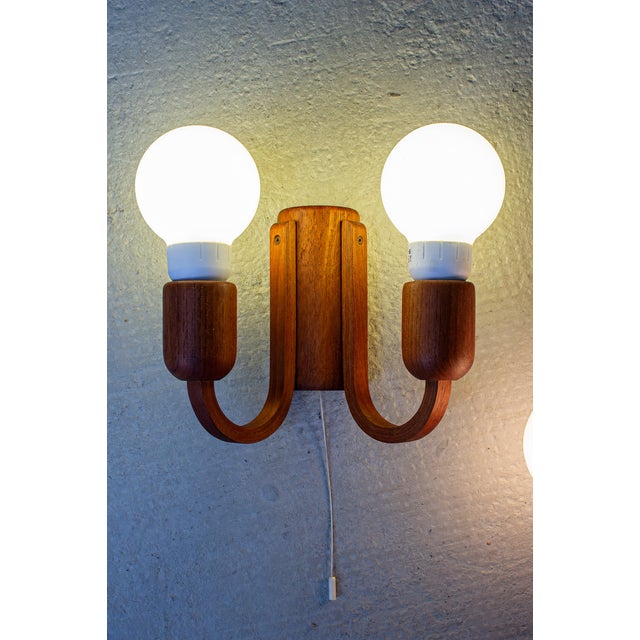 Mid-Century Danish Teak Wall Light from Domus, 1960s For Sale - Image 4 of 16