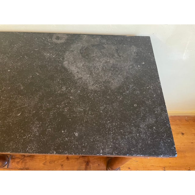 Early 19th Century French Side Table in Cherry, 1820 For Sale - Image 5 of 18