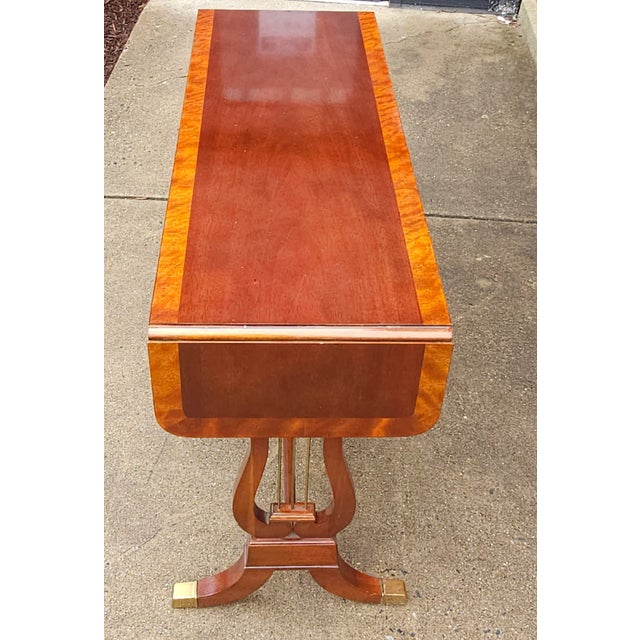 Traditional Baker Furniture George III Style Crossbanded Mahogany Drop-Leaf Console / Sofa Table For Sale - Image 3 of 11