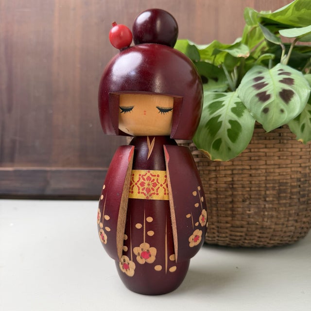 Contemporary Vintage Japanese Kokeshi Sato No Oto by Hajime Miyashita, 1970s For Sale - Image 3 of 7