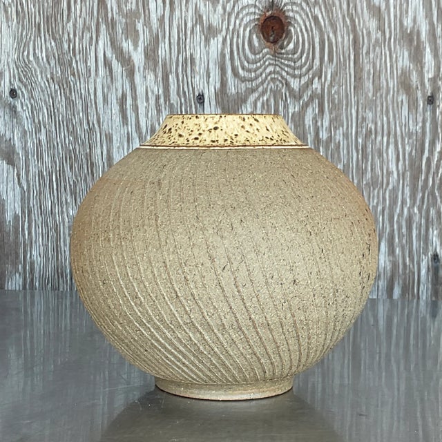 Late 20th Century Vintage Boho Scored Studio Pottery Vase For Sale - Image 5 of 7