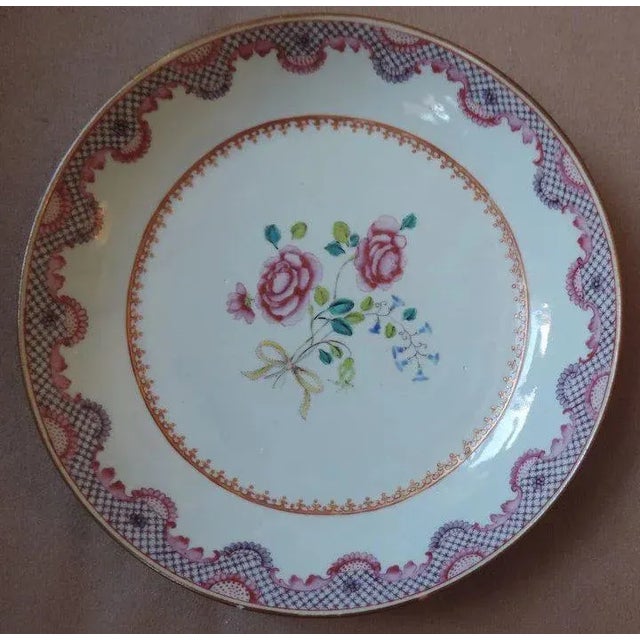 18th Century Chinese Export Porcelain Famille Rose Palette Round Low Bowl or Cake Plate For Sale In New York - Image 6 of 11
