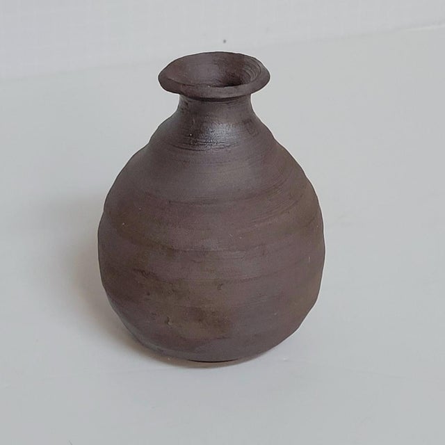 Signed Japanese Bizen Style Studio Pottery Bud Vase, Wabi Sabi Minimalist Vessel, Mid-20th Century For Sale - Image 4 of 7