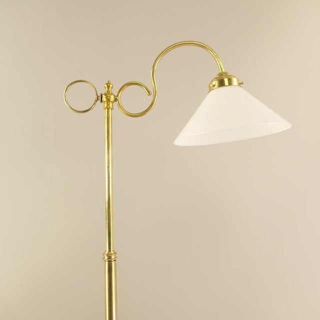 French Extendable Brass Floor Lamp, 1930s For Sale - Image 4 of 9
