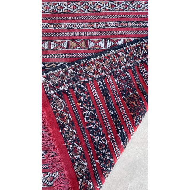 Kilim Vintage Moroccan Rug - 2'11" X 5'6" Ft For Sale - Image 4 of 10