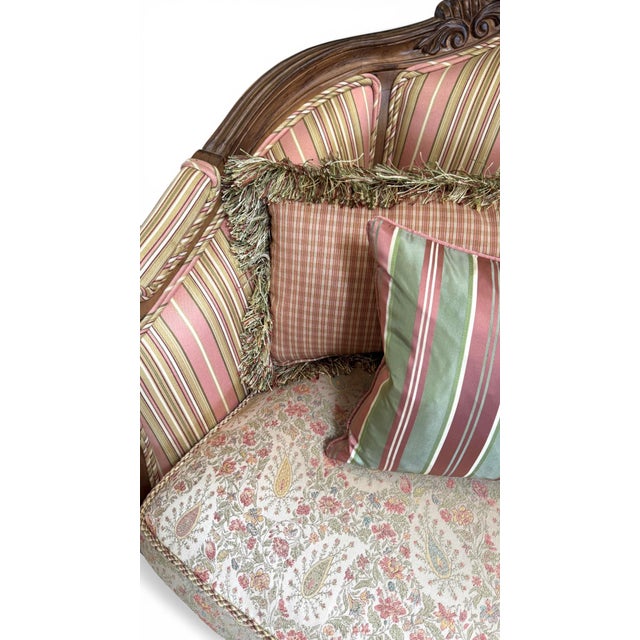 Vintage Thomasville French Provincial Carved Wood Settee For Sale - Image 15 of 18