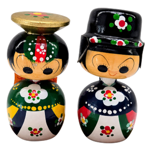 Vintage Japanese Kokeshi-Inspired Wooden Couple Dolls on Base