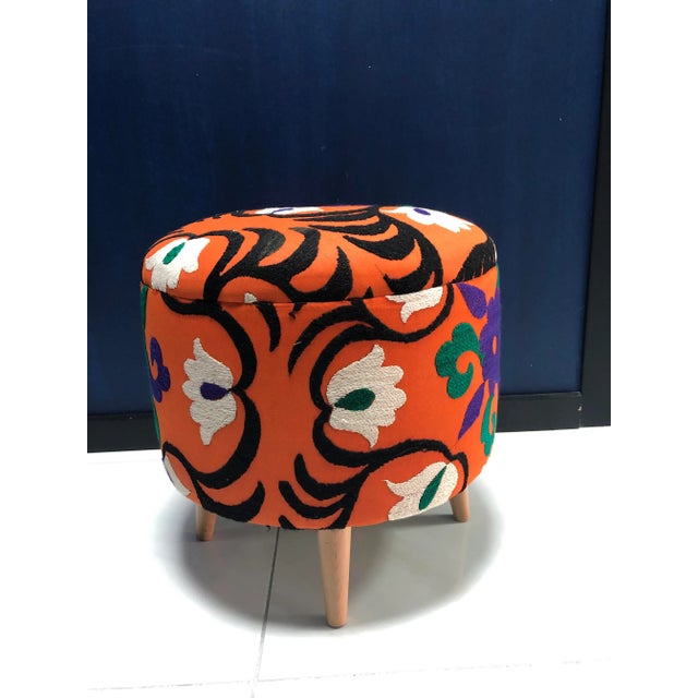 1960s Modern Turkish Handwoven Suzani Ottoman For Sale - Image 4 of 11