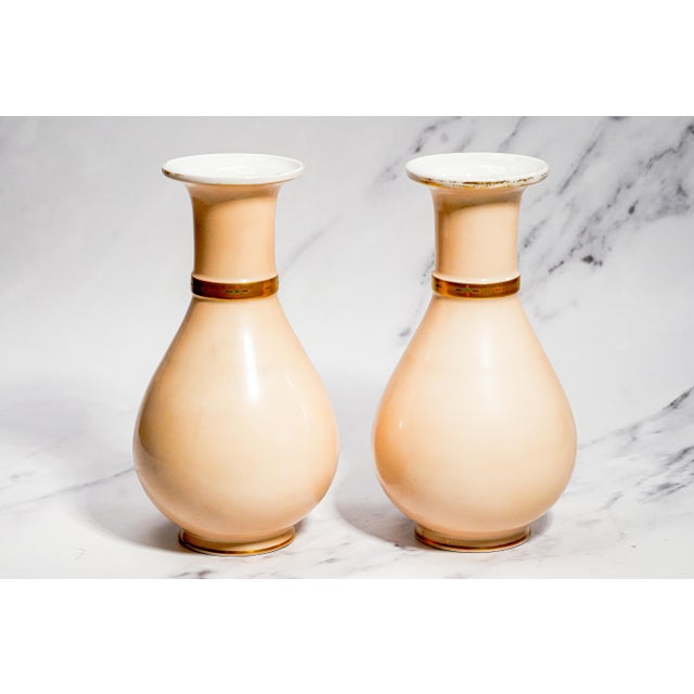 Lovely Pair Antique Hand Painted Victorian Porcelain Vases Neoclassical Portraits & Gilt Decoration Luxury Home Decor Art For Sale - Image 13 of 17
