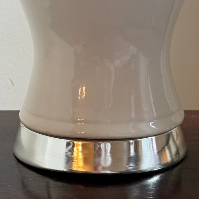 1960s White & Chrome Ginger Jar Table Lamps — A Pair For Sale In Baltimore - Image 6 of 17