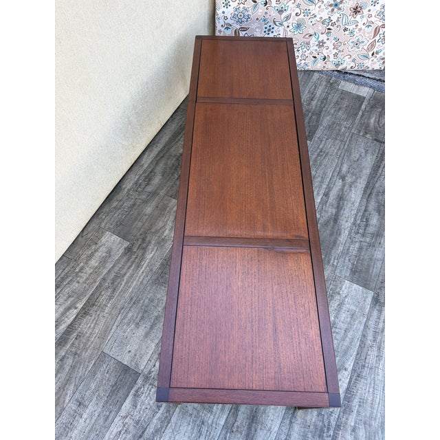 Mid Century Modern Fully Refinished Coffee Table Designed by Jack Cartwright for Founders. Circa 1960s For Sale - Image 17 of 17