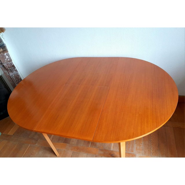 1960s Extendable Danish Round Table, 1960 For Sale - Image 5 of 18
