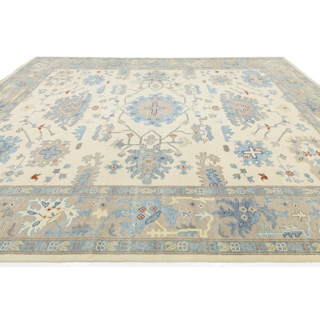 2020s 12x15 Modern Oushak Style Hand-Knot Wool Area Rug in Soft Slate Blue and Beige For Sale - Image 5 of 12