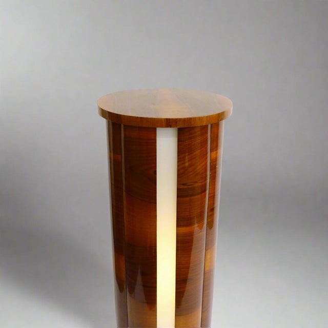 Brown Art Deco Illuminated Pedestal For Sale - Image 8 of 8