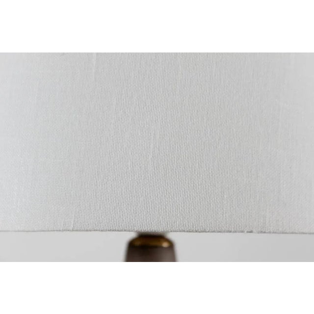 Textile Danish Table Lamp with Graphical Design and Milk Chocolate Colored Glaze by Einar Johansen, 1960s For Sale - Image 7 of 10