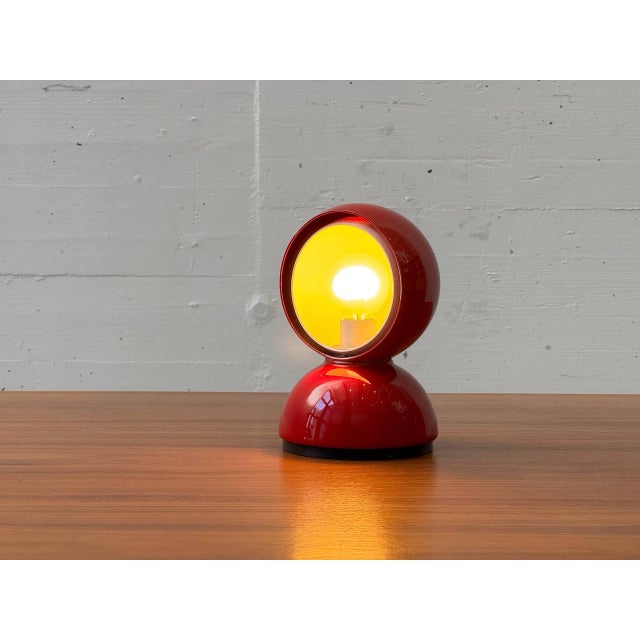 Artemide Eclisse Red Table Lamp by Vico Magistretti for Artemide, Italy, 1960s For Sale - Image 4 of 13