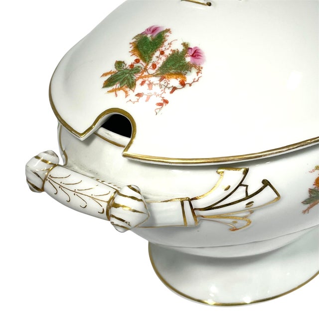 Ceramic 1930s French Porcelain Haviland Limoges Soup Tureen by Charles Field For Sale - Image 7 of 9