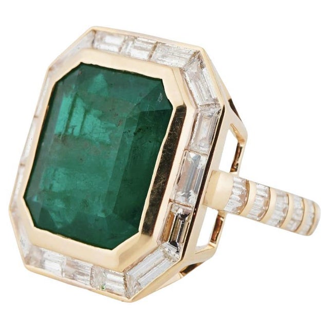 Art deco style Natural Zambian high quality Emerald & diamond ring in 18k gold For Sale - Image 15 of 18