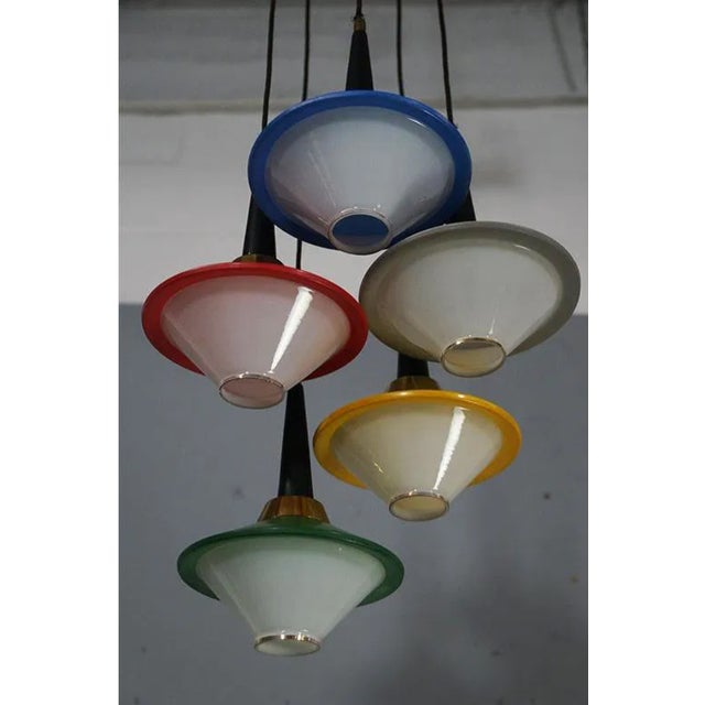 Italian Vintage Italian Mid-Century “Cascade Color” Chandelier — Multicolor Glass, 1950s For Sale - Image 3 of 8