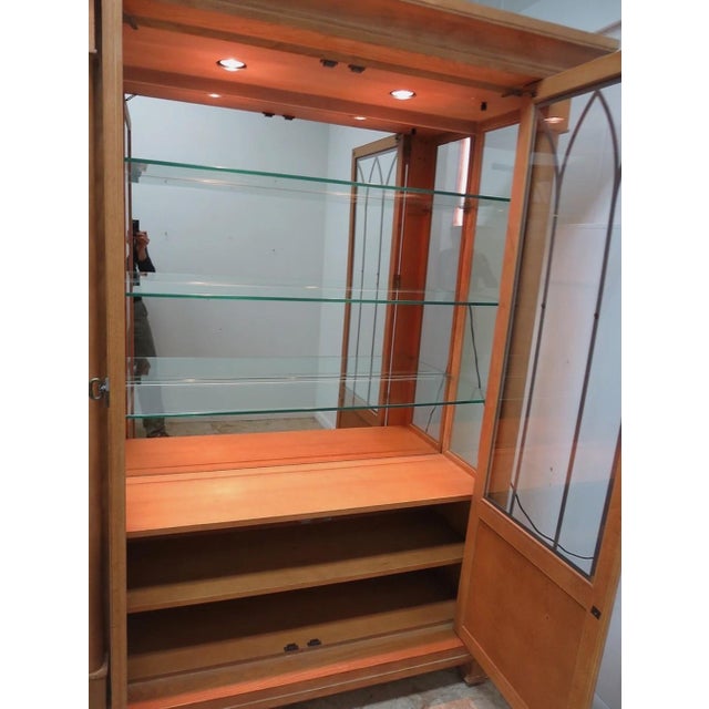 1980s Henredon Monumental Aegean Crystal Curio China Hutch Cabinet For Sale - Image 11 of 12