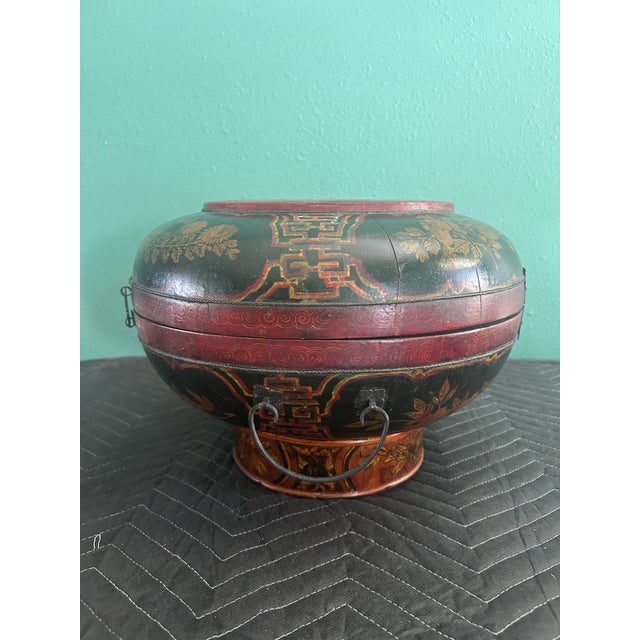 Red Late 19th-Century Chinese Polychrome Painted Bride Box With Iron Hardware, C. 1880–1900 For Sale - Image 8 of 12