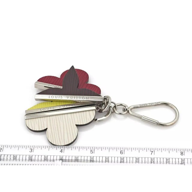 Contemporary Louis Vuitton Silver Finish 4 Large Half Shape Monogram Bag Charm Key Ring For Sale - Image 3 of 3