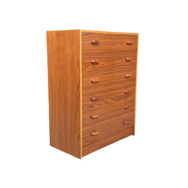 1960s Danish Modern Teak Six-Drawer Dresser, Maple-Tone Satin Finish For Sale - Image 4 of 15