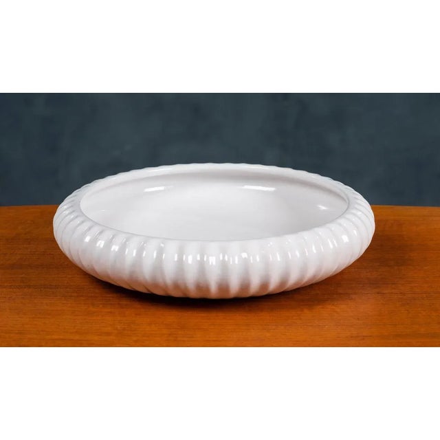 Mid-Century Modern Mid-Century White Modern Bowl from L. Hjorth For Sale - Image 3 of 10
