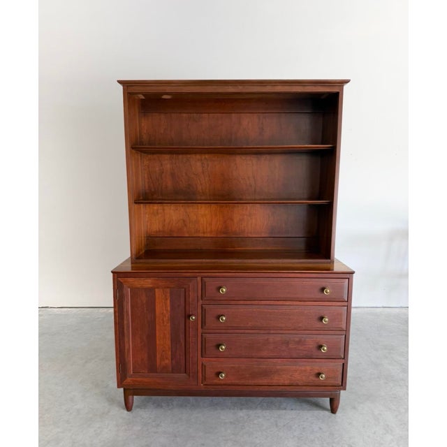Willett Furniture Mid Century Willett Transitional Hutch For Sale - Image 4 of 7