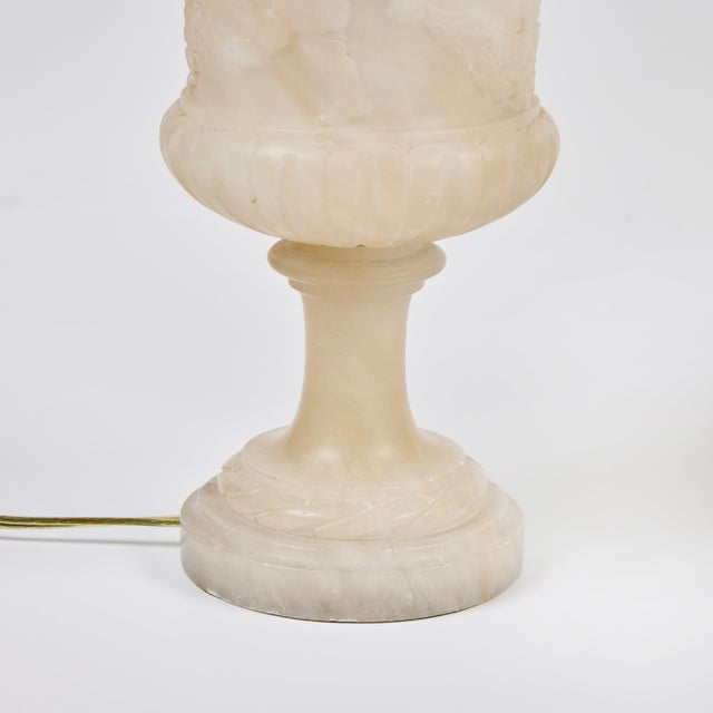 Pair Vintage Italian Small Lidded Urn Alabaster Lamps For Sale In Los Angeles - Image 6 of 9