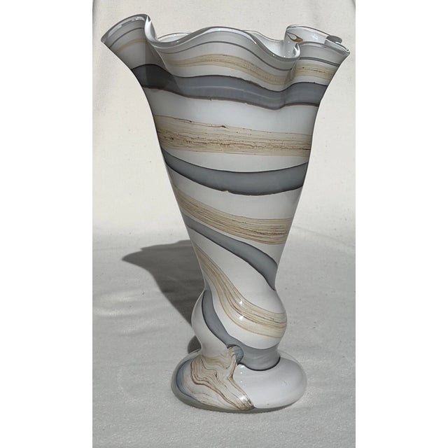 Vintage Amelia Art Fluted Mouth Blown Handkerchief Vase For Sale - Image 6 of 10