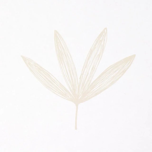 Modern Sample - Schumacher Rue Wallpaper in Sand For Sale - Image 3 of 4