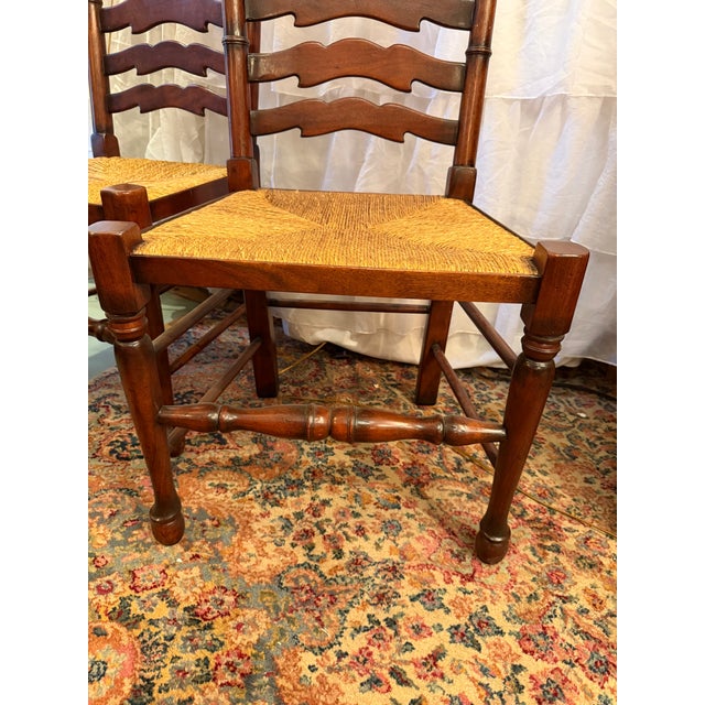 Farmhouse 1980s Pair of Ladder Back Dining Chairs Possibly Tell City Chair Company For Sale - Image 3 of 4