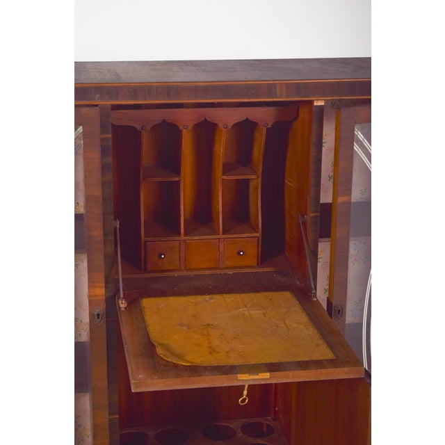 1960s Mid-Century Modern Portuguese Display Cabinet, 1960 For Sale - Image 5 of 13