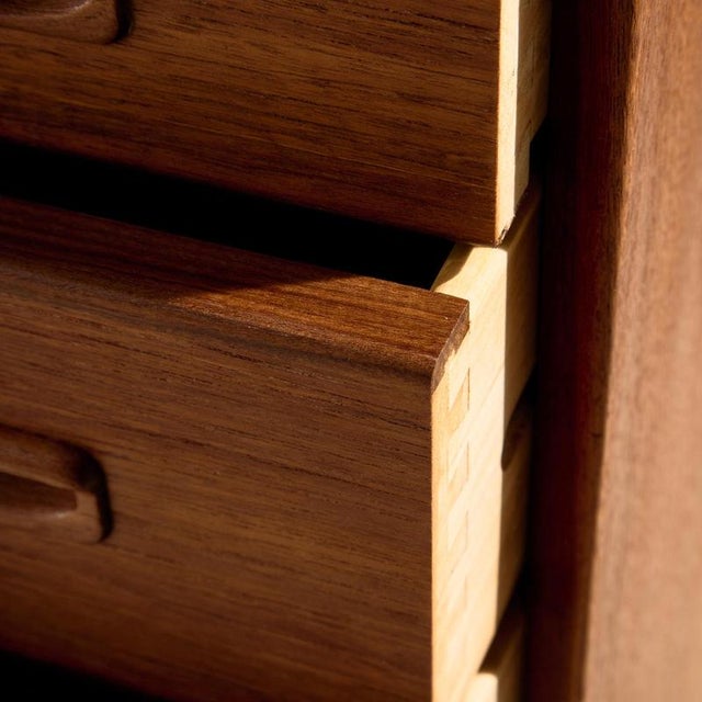 1960s Teak Dresser with 7 Drawers, 1960s For Sale - Image 5 of 17