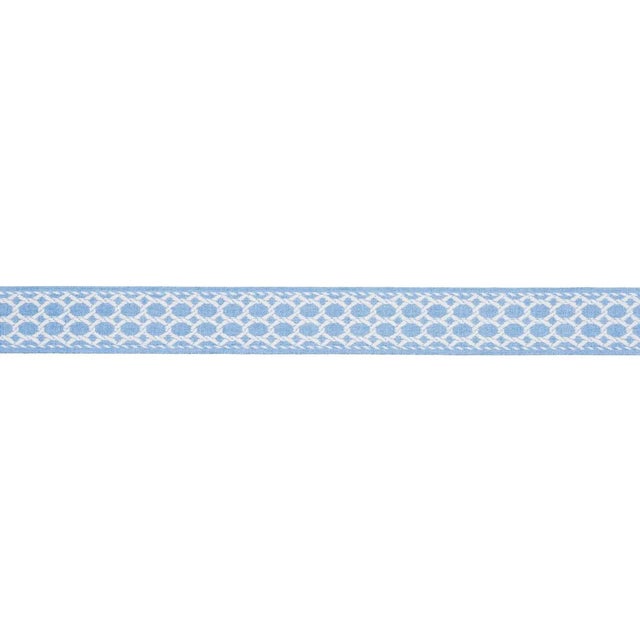 This versatile mid-scale woven trim derives its wonderful geometric pattern from wicker caning. Created for indoor/outdoor...