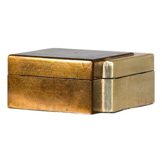 Vintage Chinese Two-Toned Gilded Wooden Box – Decorative Storage Accent Piece For Sale