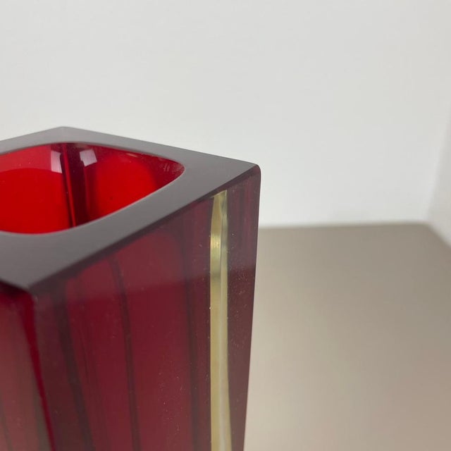 Glass Sommerso Murano Glass Cube Vase attributed to Flavio Poli, Italy, 1970s For Sale - Image 7 of 18