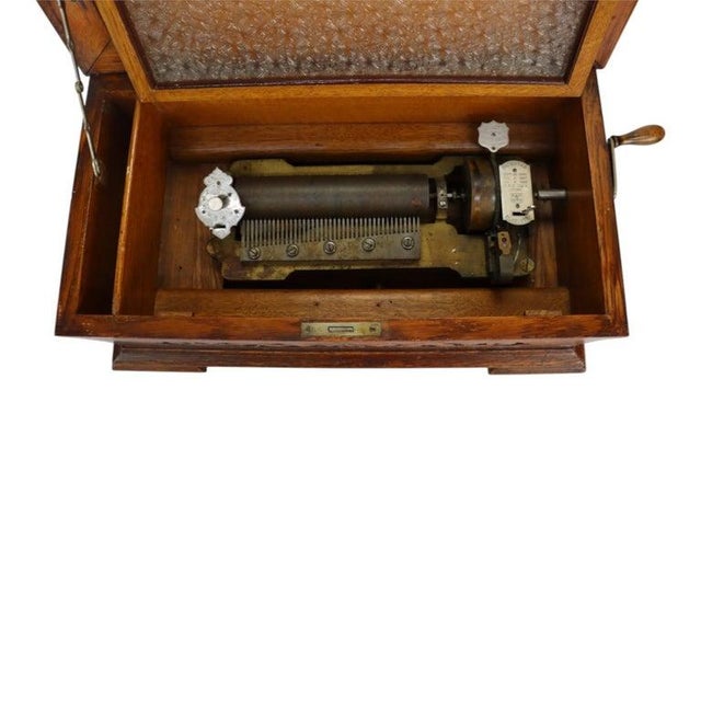 Traditional Jackpot Carved Oak & Glass Cylinder Music Box Signed 19thC For Sale - Image 3 of 9