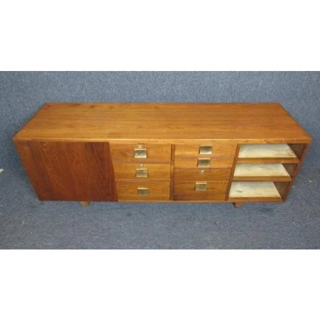 Large Mid-Century Credenza For Sale In New York - Image 6 of 13