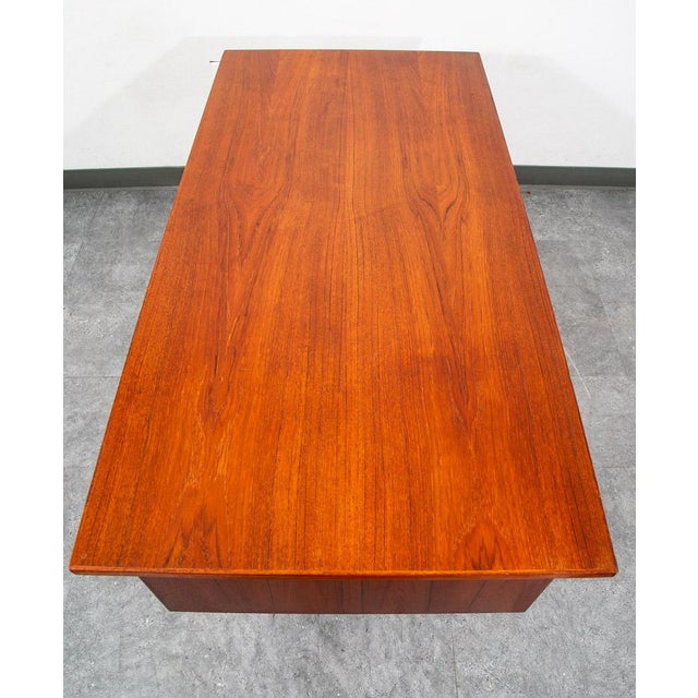 Mid Century Danish Modern Desk Executive Teak 6 Drawer Bookshelf Floating Shelf For Sale - Image 4 of 12