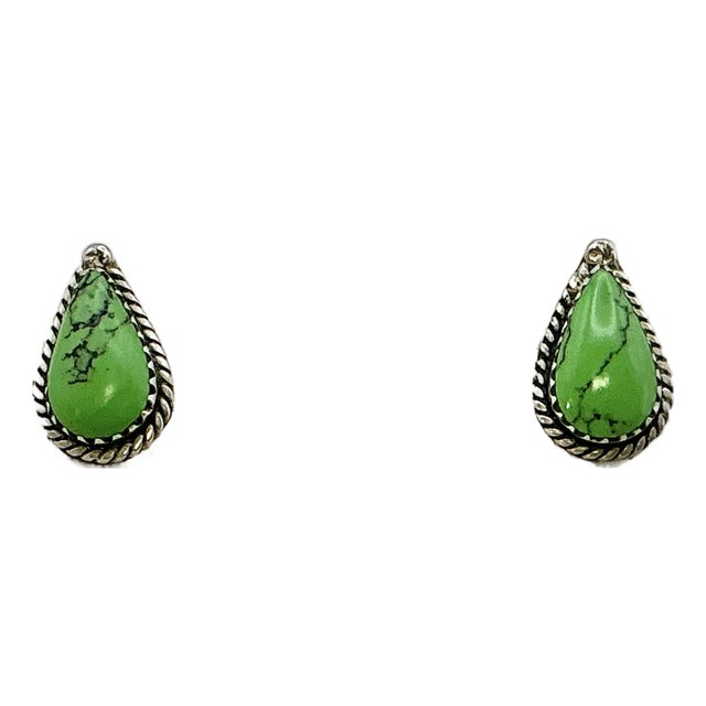 1950s Vintage Southwestern Navajo Americana Carico Lake Sterling & Green Turquoise Stud Earrings - A Pair For Sale