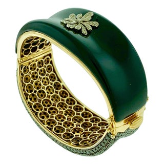 Black Diamond & Black Curved Onyx Bangle in 18 Karat Yellow Gold 88 Gram Estate For Sale