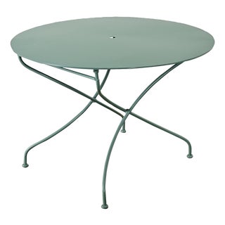 Late 19th Century French Iron Bistro Table with New Powdercoat For Sale