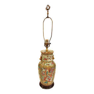 Mid-19th Century Chinese Export Porcelain Rose Medallion Vase Mounted as a Lamp