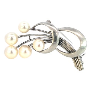 1990s Mikimoto Estate Akoya Pearl Brooch 6.80 mm Silver For Sale