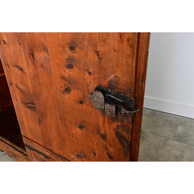 Italian 18th Century Painted Wardrobe For Sale - Image 11 of 15