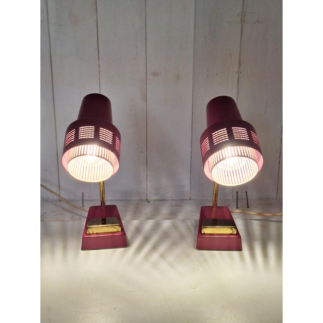 Metal Mid-Century Bedside Lamps in Red Lacquered Metal with Brass Accents, 1960s, Set of 2 For Sale - Image 7 of 7