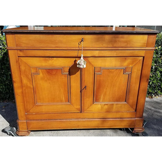 We're mad about this period or very near period 19c. Louis Philippe server enfilade in solid fruitwood just out a notabble...