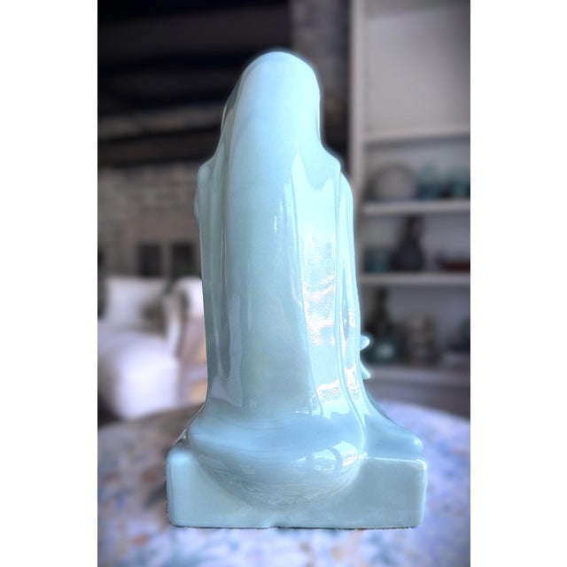 Late 20th Century Haeger Pottery Sage Seafoam Green Mother & Child Statue For Sale In Chicago - Image 6 of 12